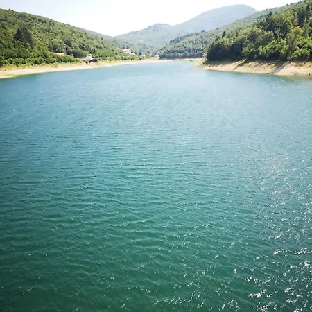 Feriehus La Rosa Sul Lago Osiglia